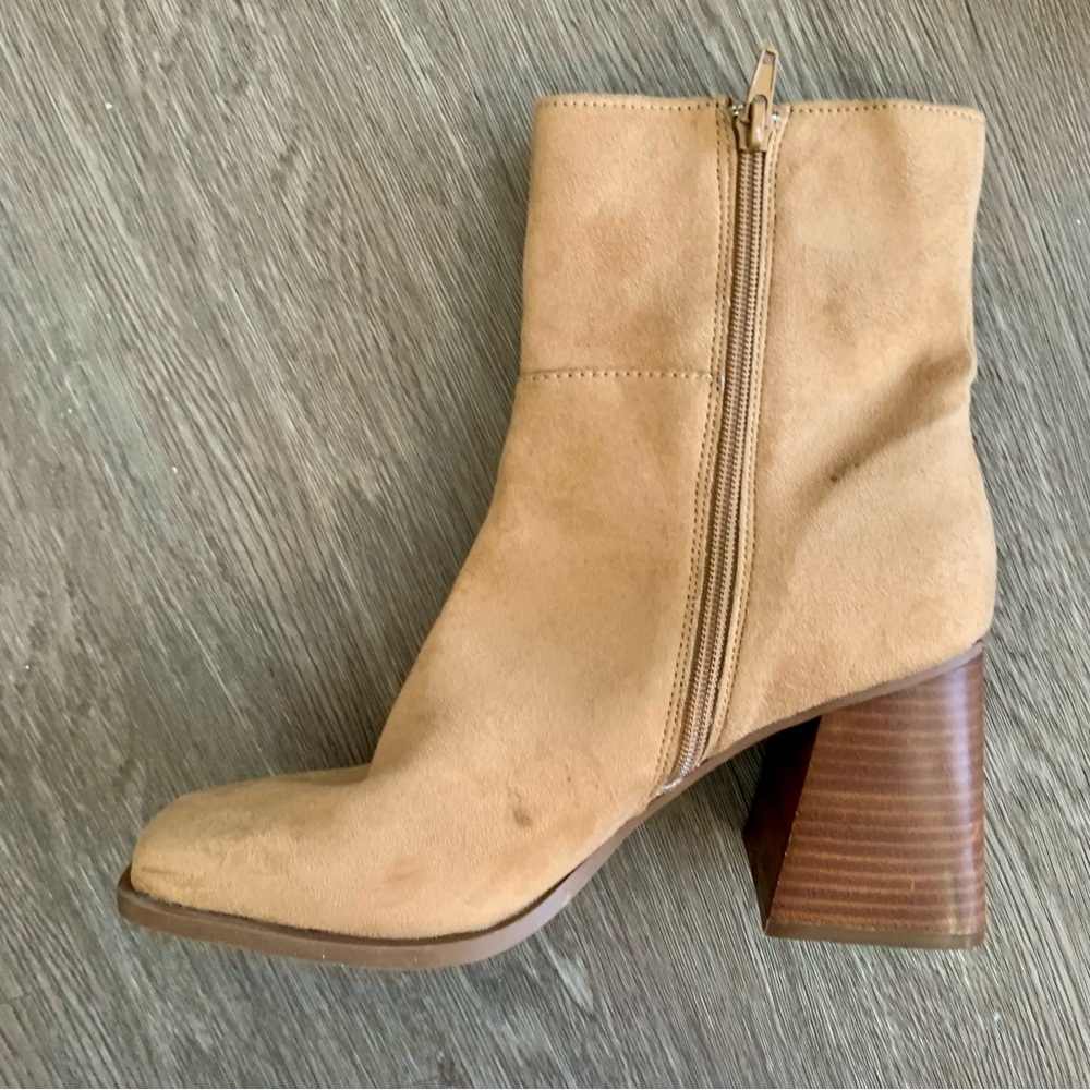 Tan Chunky Heeled Booties - Picture 9 of 16